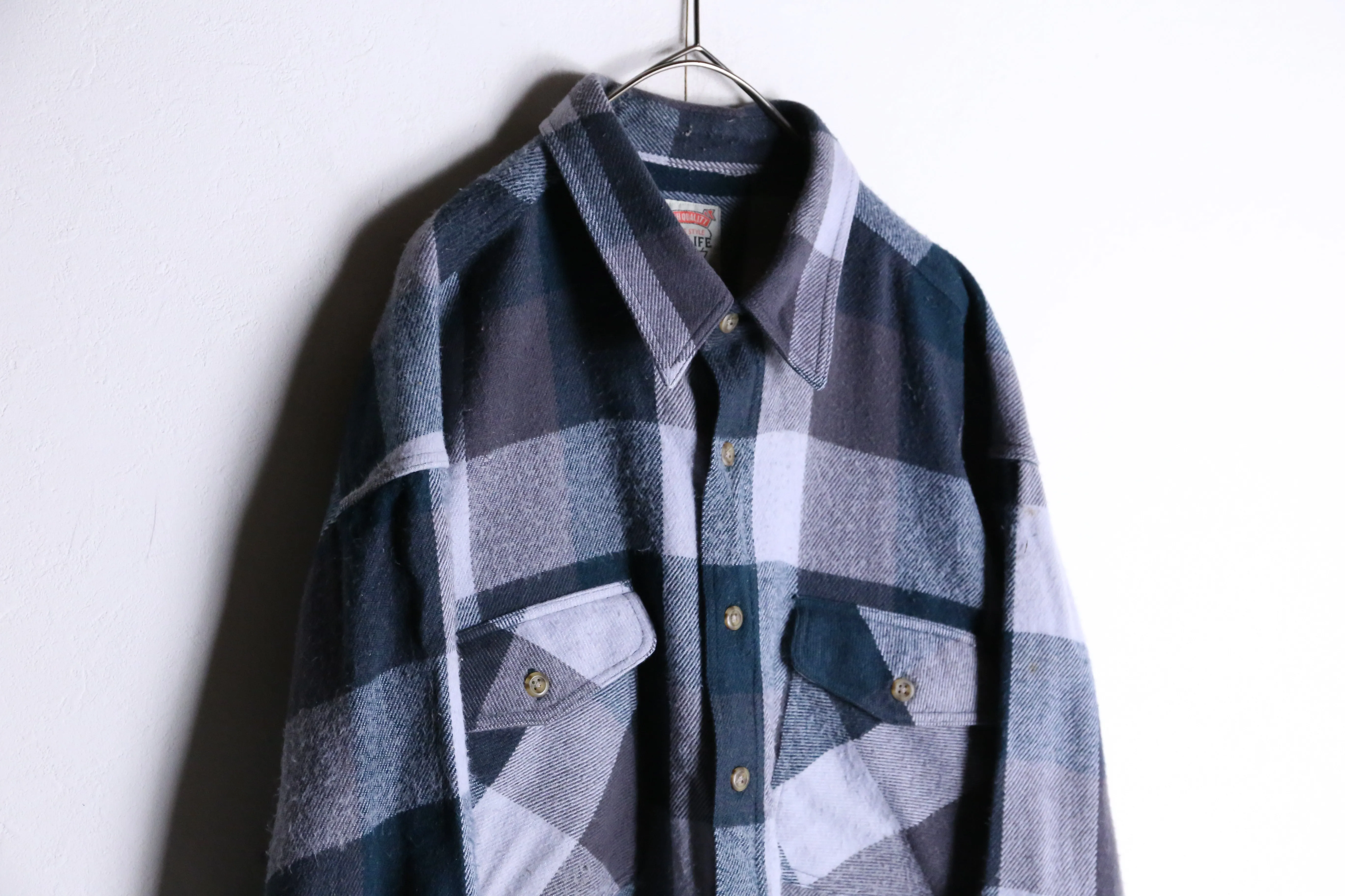 check pattern flannel shirts