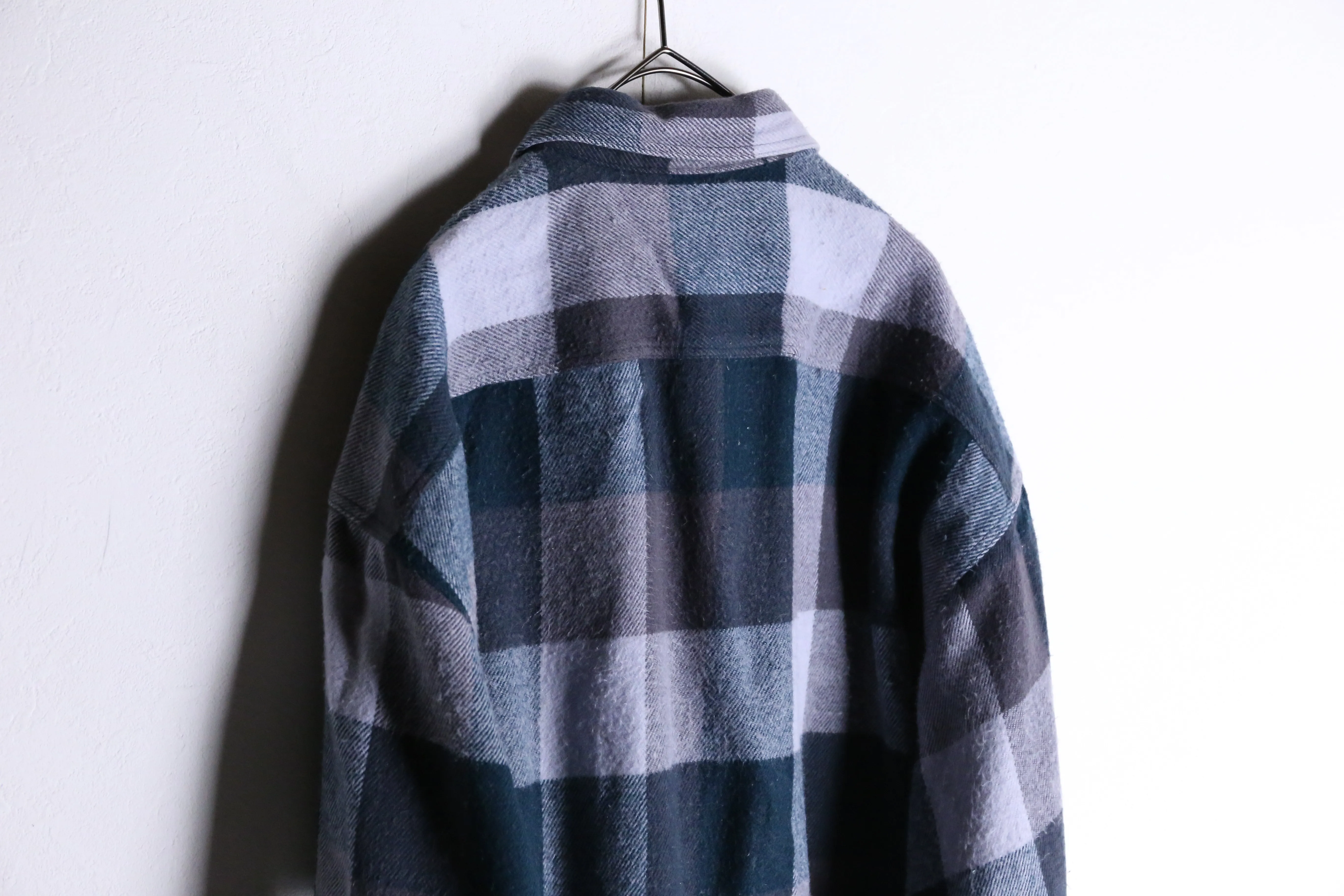 check pattern flannel shirts