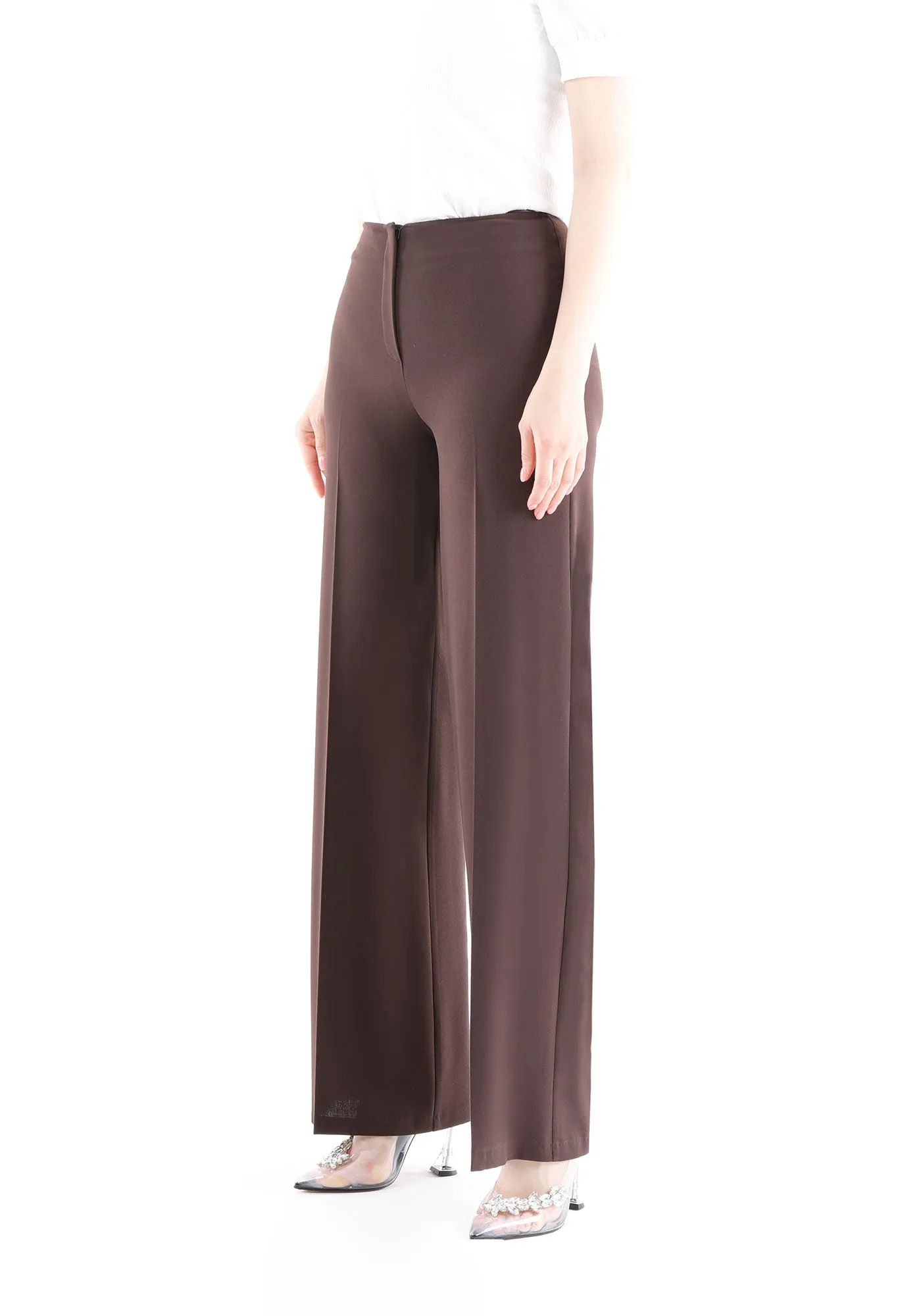 Wide-Leg Pants for a Sleek and Stylish Look